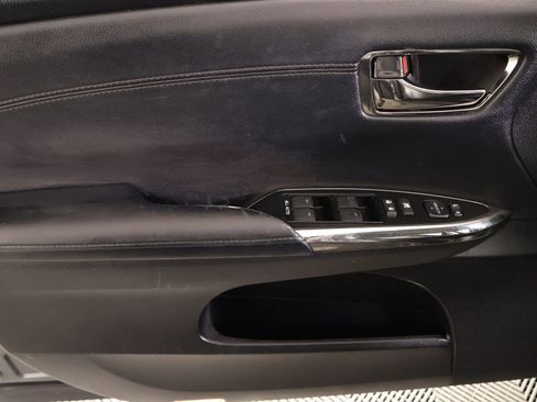 Used 2013 Toyota Avalon XLE image 14