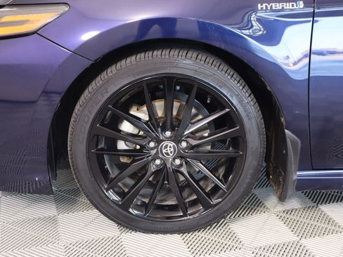 Used 2021 Toyota Camry XSE w/ Cold Weather Package image 17