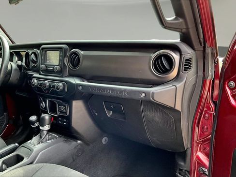 Used 2021 Jeep Wrangler Unlimited Sport AWD/4WD image 29