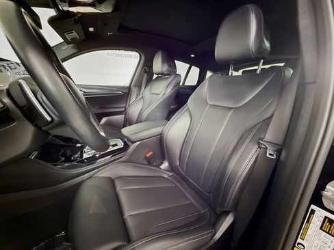 Used 2022 BMW X4 xDrive30i w/ Convenience Package image 21