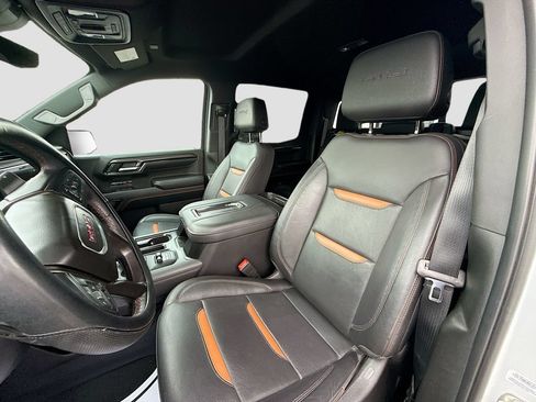 Used 2022 GMC Sierra 1500 AT4 w/ AT4 Premium Package AWD/4WD image 18