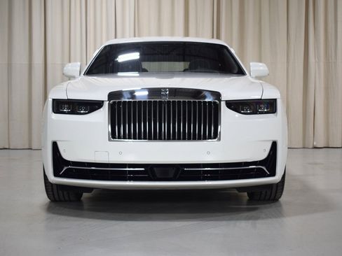 New 2026 Rolls-Royce Ghost Extended Wheelbase AWD/4WD image 9