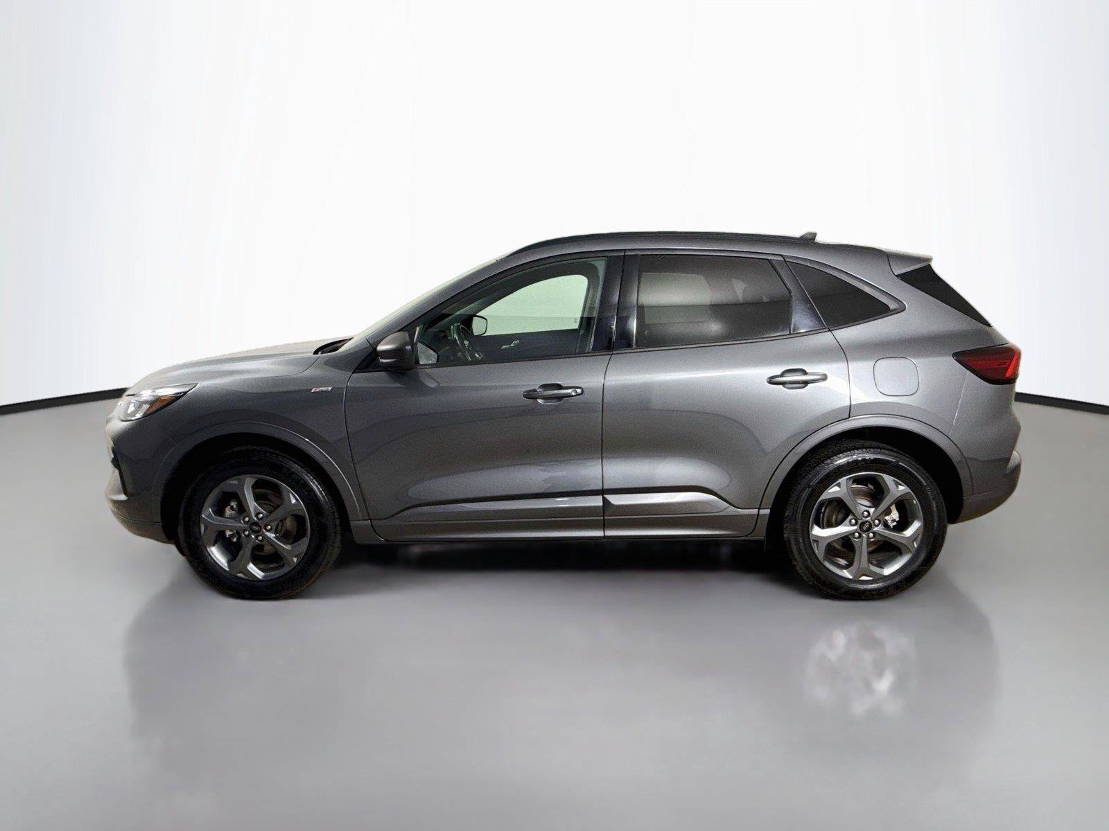Used 2024 Ford Escape ST-Line AWD/4WD image 8