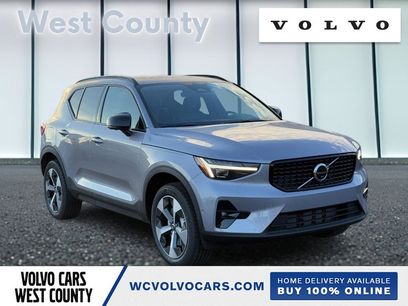 New 2026 Volvo XC40 B5 Plus w/ Protection Package Premier