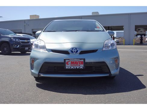 Used 2015 Toyota Prius Two FWD image 8