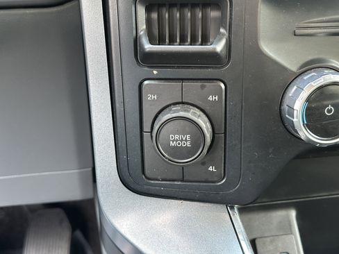 Certified 2022 Ford F150 XLT w/ Equipment Group 302A High image 24