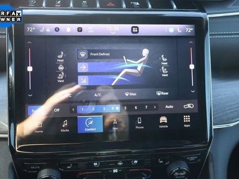 Used 2024 Jeep Grand Cherokee Overland image 18