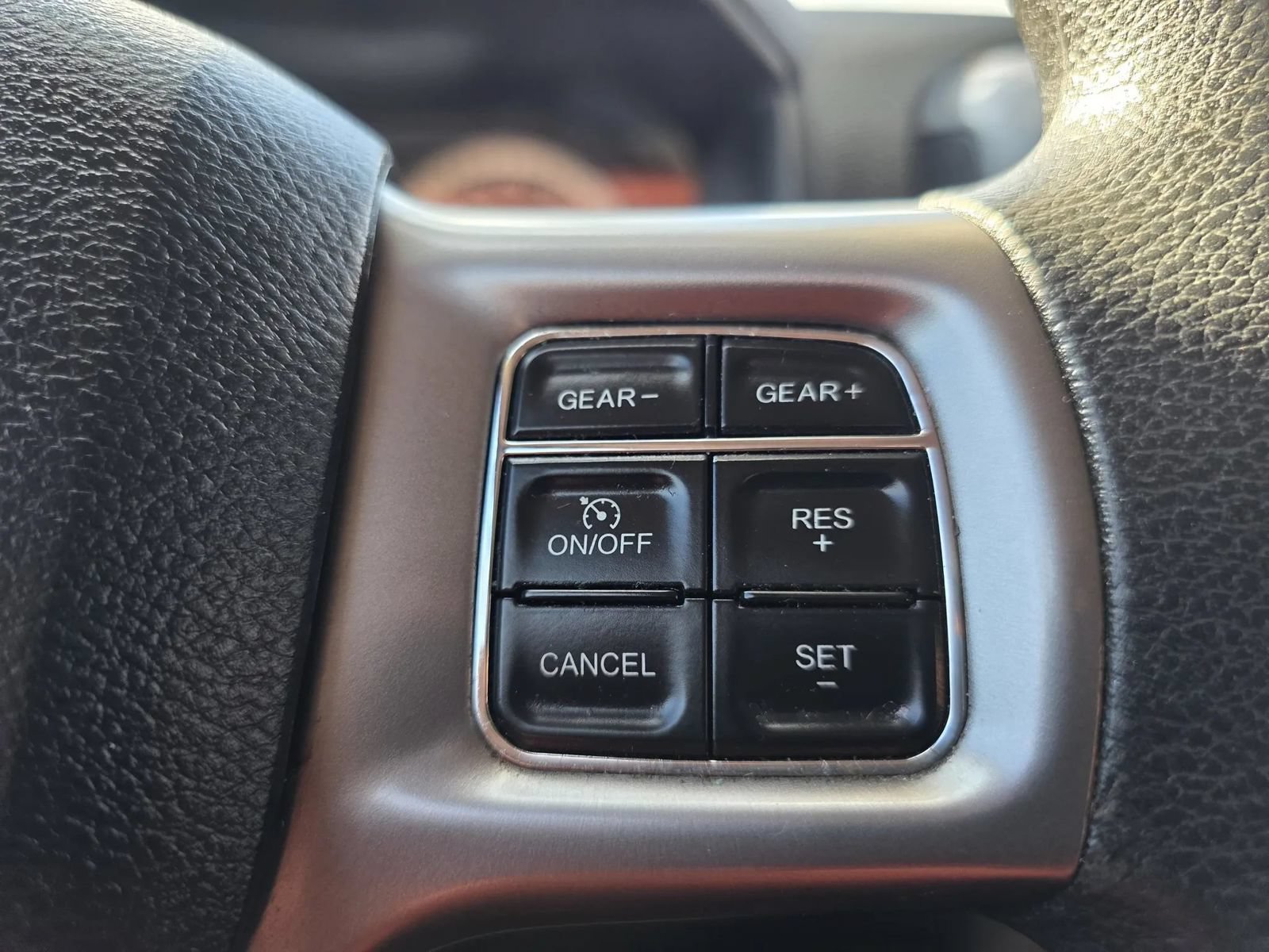 Used 2021 RAM 1500 Classic SLT RWD image 21
