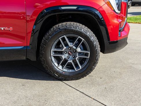 New 2026 GMC Terrain AT4 image 32