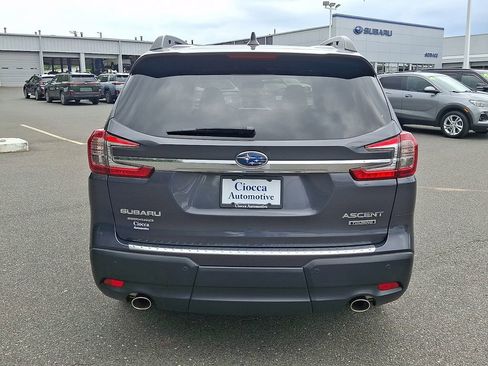 Used 2023 Subaru Ascent Touring AWD/4WD image 8