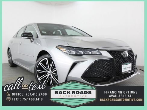 Used 2019 Toyota Avalon XSE w/ All Weather Liner Package FWD image 1