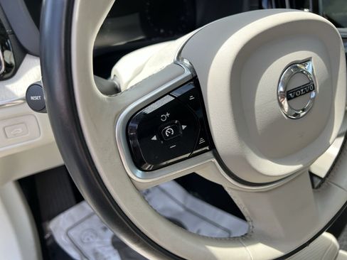 Used 2021 Volvo XC60 T5 Inscription w/ Protection Package FWD image 30