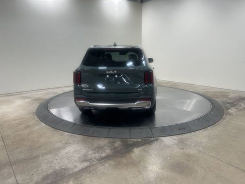 New 2025 Kia Sorento EX image 6