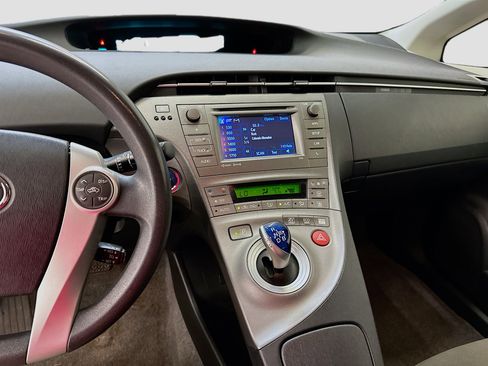 Used 2013 Toyota Prius Three FWD image 25