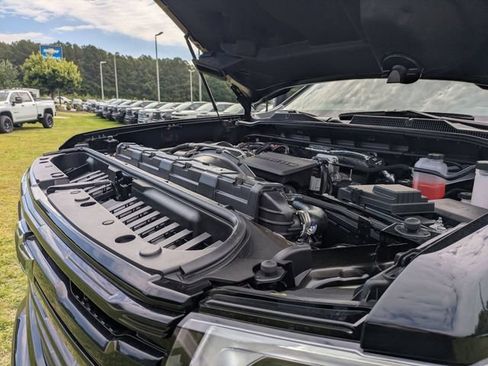 New 2026 Chevrolet Silverado 2500 High Country w/ Midnight Edition AWD/4WD image 42