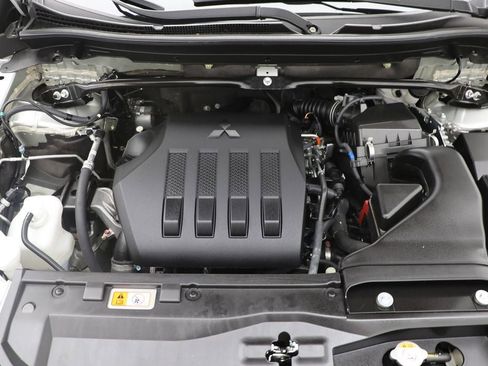 Used 2025 Mitsubishi Eclipse Cross SE image 26