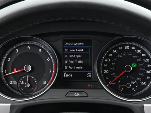 Used 2019 Volkswagen Atlas SE FWD image 18