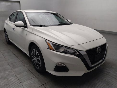 Used 2021 Nissan Altima 2.5 S w/ Driver Assist Package FWD image 13
