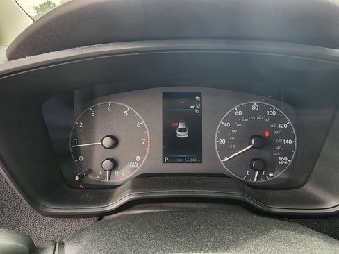 Used 2023 Toyota Corolla LE image 17