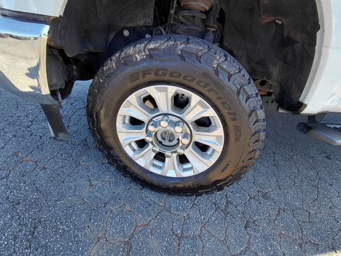 Used 2020 Ford F250 XL w/ STX Appearance Package image 26