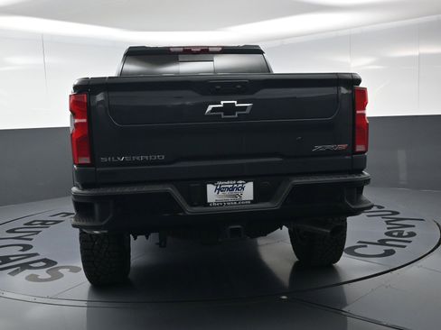 Certified 2026 Chevrolet Silverado 2500 ZR2 image 7