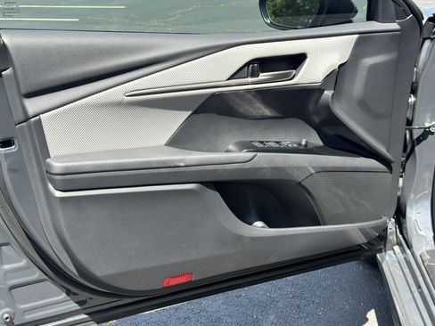 Used 2026 Toyota Camry SE w/ Convenience Package FWD image 12