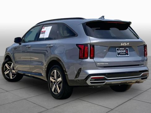 Used 2023 Kia Sorento S w/ Panoramic Sunroof Package FWD image 11