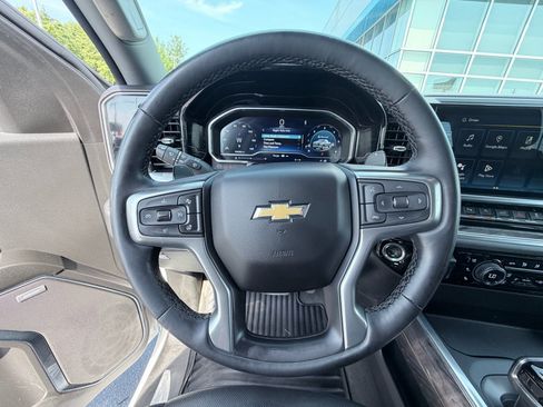 Used 2023 Chevrolet Silverado 1500 LTZ w/ LTZ Convenience Package II AWD/4WD image 13