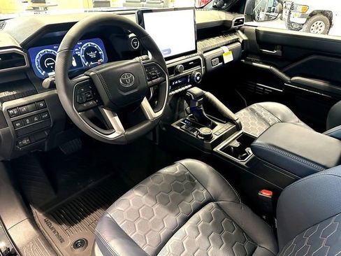 New 2026 Toyota 4Runner 4WD image 10