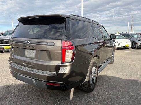 Used 2021 Chevrolet Tahoe Z71 w/ Z71 Signature Package image 2