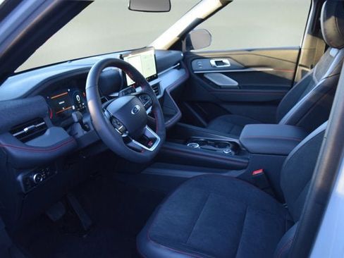 New 2026 Ford Explorer ST w/ Sun And Sound Package image 7