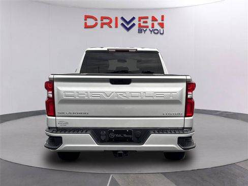 Used 2021 Chevrolet Silverado 1500 Custom RWD image 5