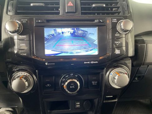 Used 2019 Toyota 4Runner TRD Off-Road AWD/4WD image 11