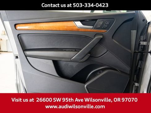 Used 2023 Audi Q5 2.0T Premium w/ Convenience Package AWD/4WD image 22