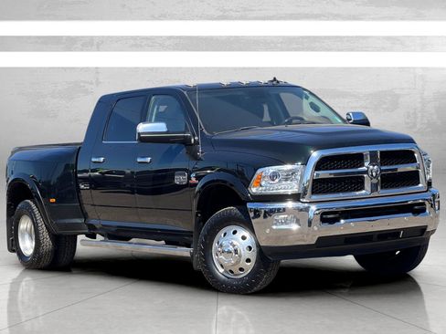 Used 2018 RAM 3500 Laramie Longhorn image 2