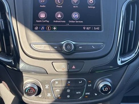 Used 2022 Chevrolet Equinox RS w/ LPO, Floor Liner Package image 24