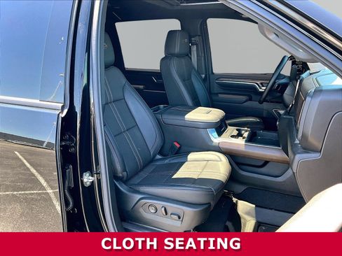 Used 2024 Chevrolet Silverado 2500 High Country w/ High Country Premium Package AWD/4WD image 27