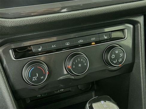 Used 2024 Volkswagen Tiguan Wolfsburg Edition image 14