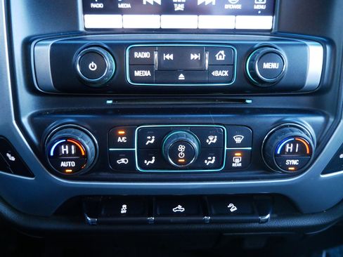 Used 2017 GMC Sierra 2500 SLE w/ HD SLE Preferred Plus Package image 20