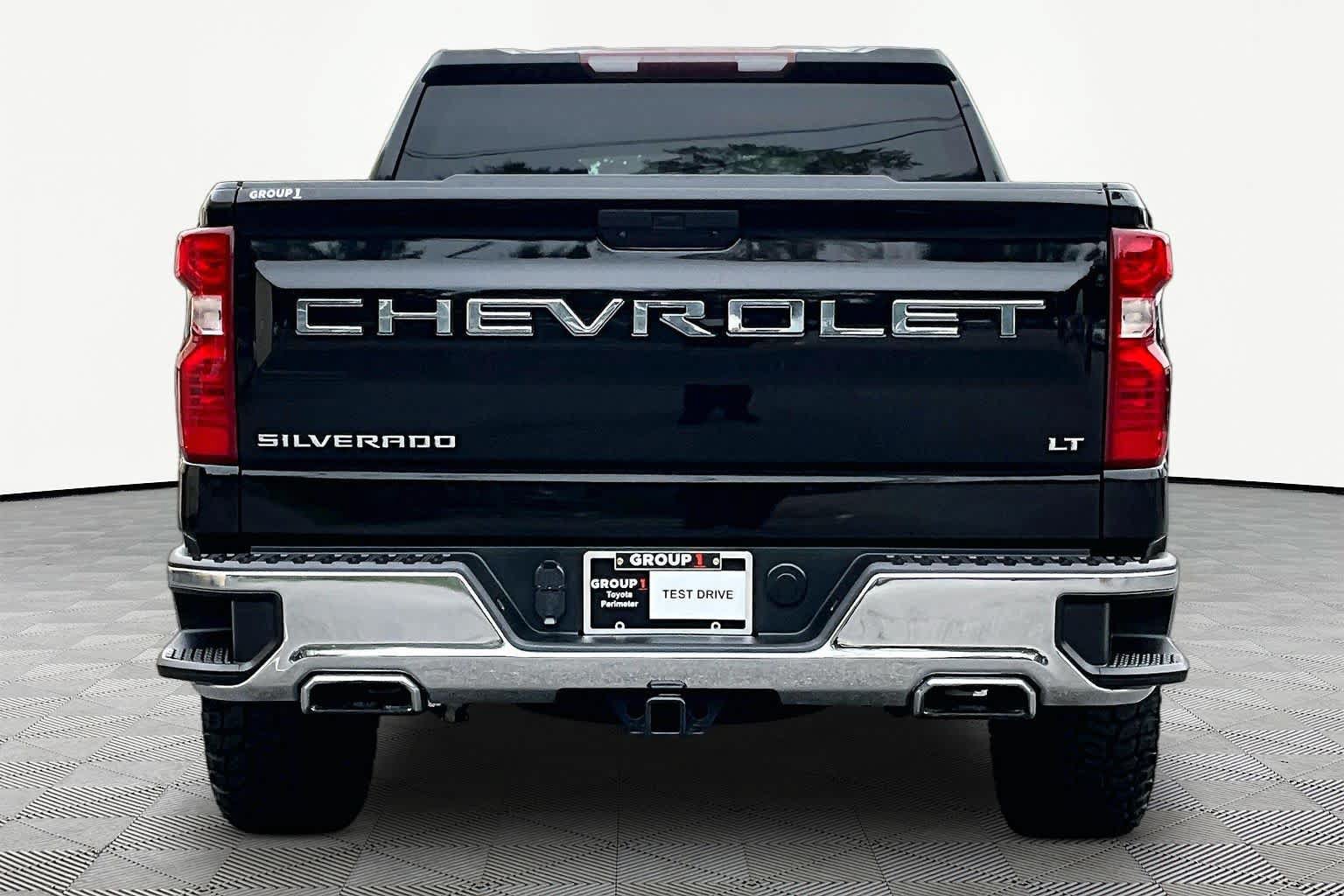 Used 2021 Chevrolet Silverado 1500 LT w/ Z71 Off-Road Package AWD/4WD image 9