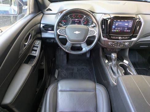 Used 2022 Chevrolet Traverse LT w/ LPO, Floor Liner Package AWD/4WD image 18