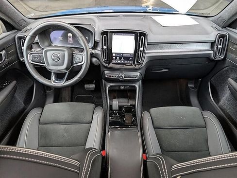 Used 2023 Volvo C40 P8 Recharge Ultimate AWD/4WD image 3