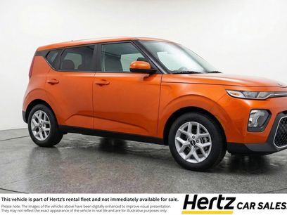 Used 2025 Kia Soul LX w/ LX Technology Package