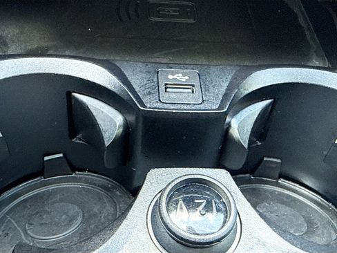 Used 2024 BMW 330i Sedan w/ Convenience Package RWD image 28
