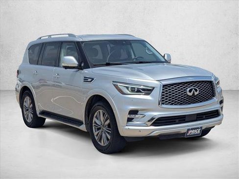 Used 2019 INFINITI QX80 Luxe RWD image 3