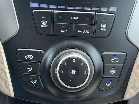 Used 2017 Hyundai Santa Fe Sport AWD/4WD image 10
