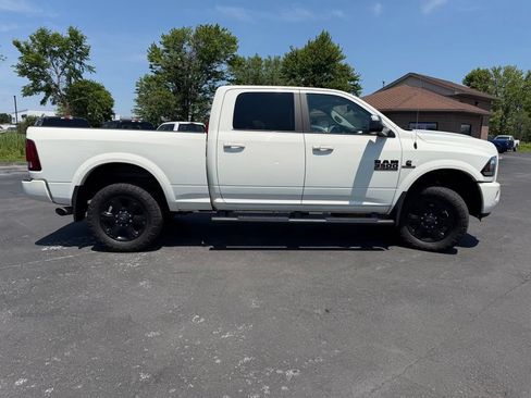 Used 2017 RAM 3500 Laramie w/ Sport Appearance Group AWD/4WD image 4