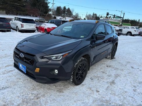 Used 2024 Subaru Crosstrek 2.5i Wilderness image 2
