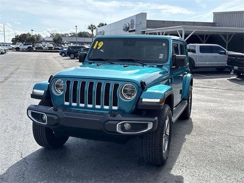 Used 2019 Jeep Wrangler Unlimited Sahara image 53