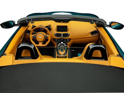 Used 2023 Aston Martin V8 Vantage Roadster RWD image 47